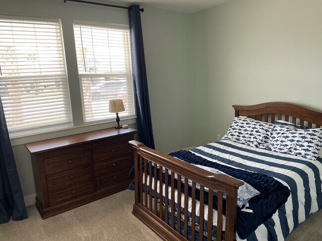 Building Photo - 409 Mill Point Ln