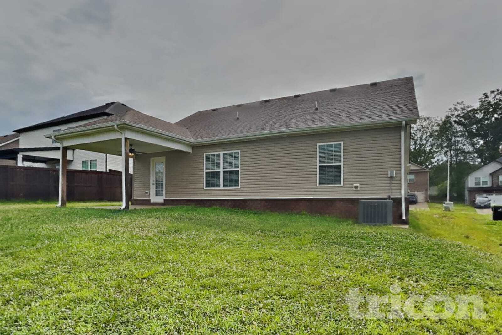 Building Photo - 1093 Whitney Dr