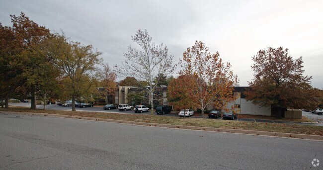 Primary Photo - Willow Creek Condominiums