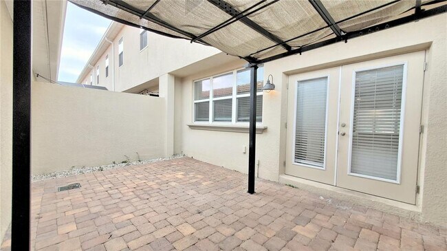 Building Photo - 3118 Camino Real Dr N