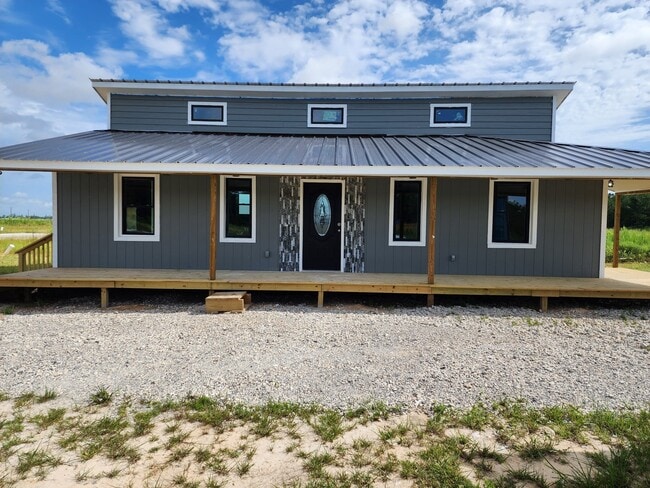 Primary Photo - 386 Rd 591701