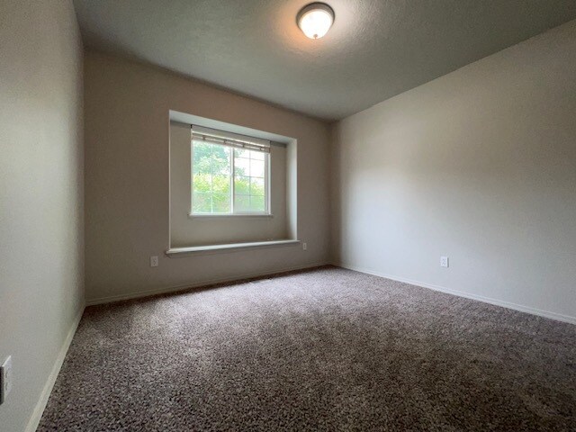 Building Photo - 3857 N Tipton Way