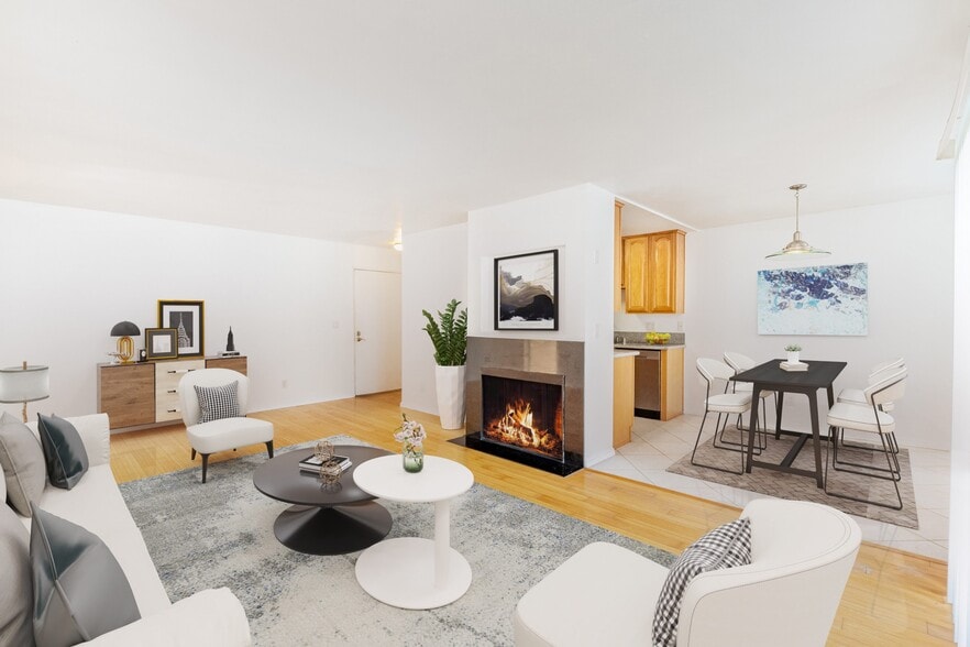 Primary Photo - 1535 Granville Ave