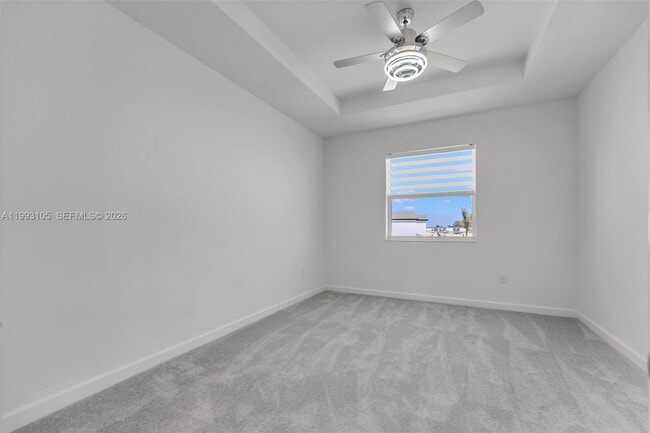 Building Photo - 2425 SE 28th Dr