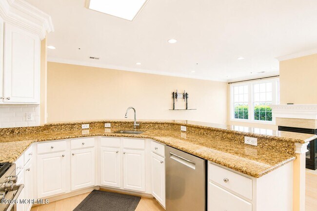 Building Photo - 40 Golden Eye Ln