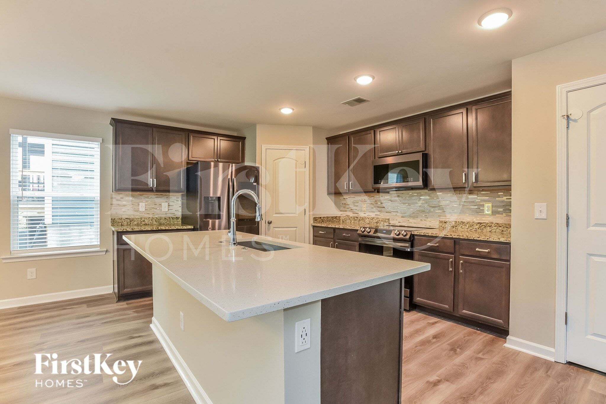 Building Photo - 304 Sportsman Dr