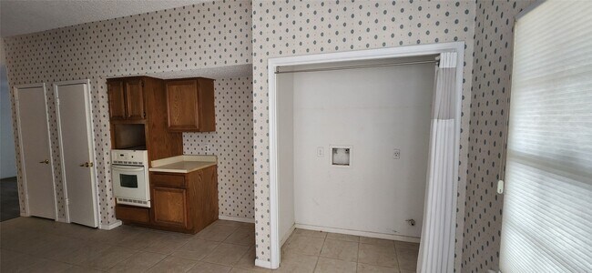 Building Photo - 12838 Ashford Knoll Dr