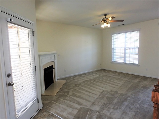 Building Photo - 224 Haywood Ln