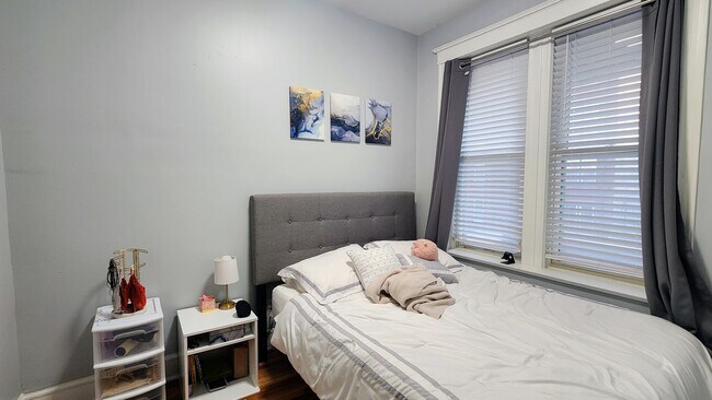 Building Photo - 2150 W Iowa St