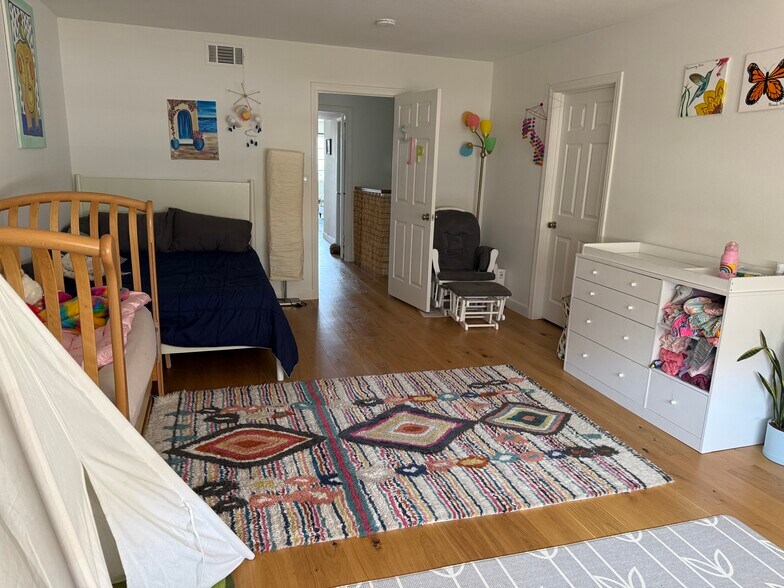 2nd Bedroom - 222 S Guadalupe Ave