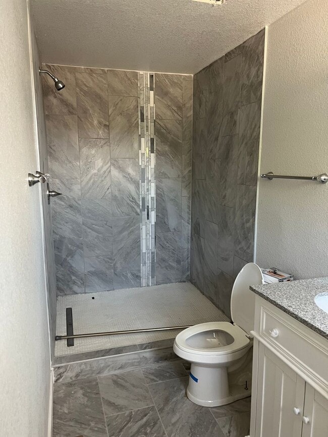 Building Photo - Rent-to-Own Ranch-Style Home in Henderson,...