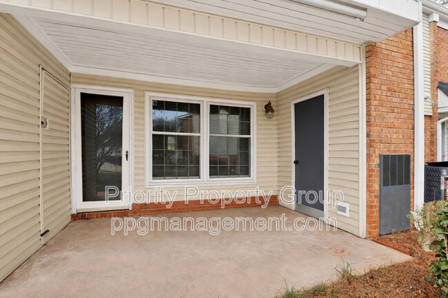 Building Photo - 4601 Coronado Dr