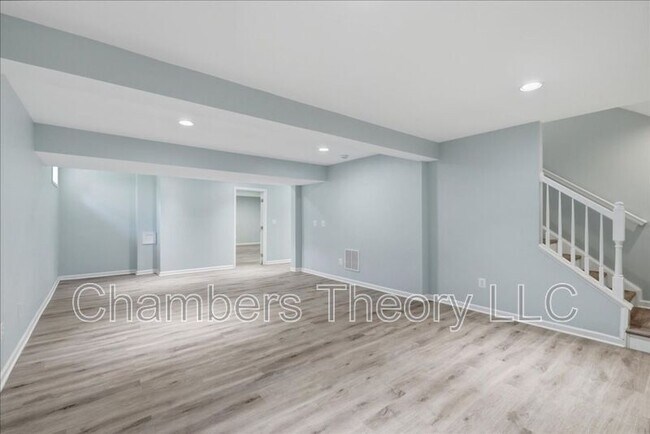 Building Photo - 42211 Marcy Way