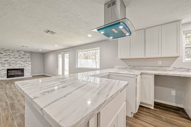 Building Photo - 4418 Knotty Oaks Trail
