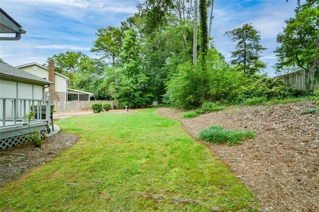 Building Photo - 435 Stonebridge Dr