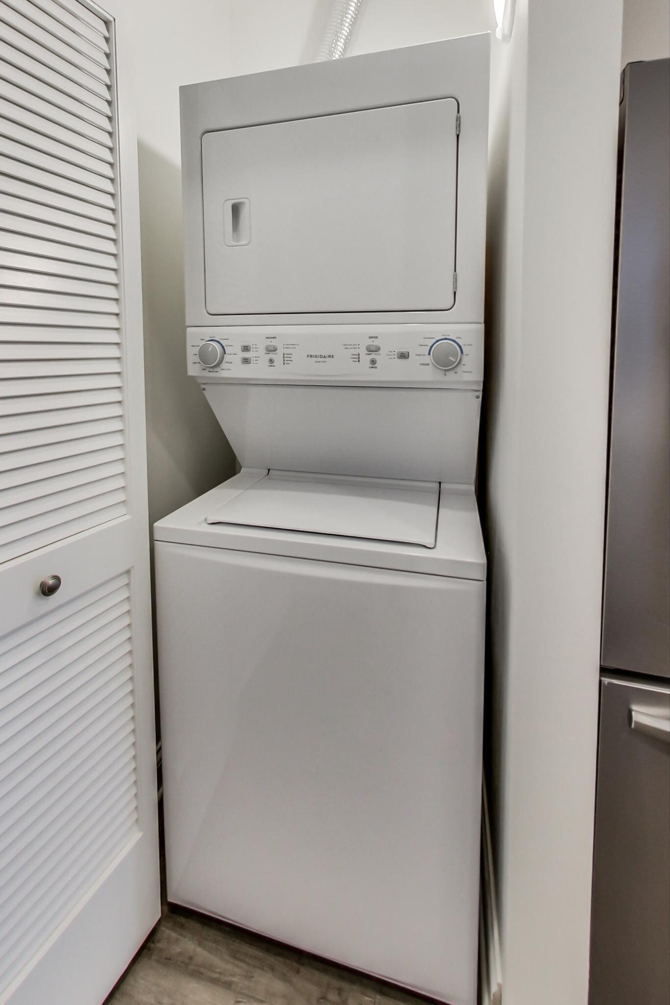 Building Photo - 2312 W Ohio St