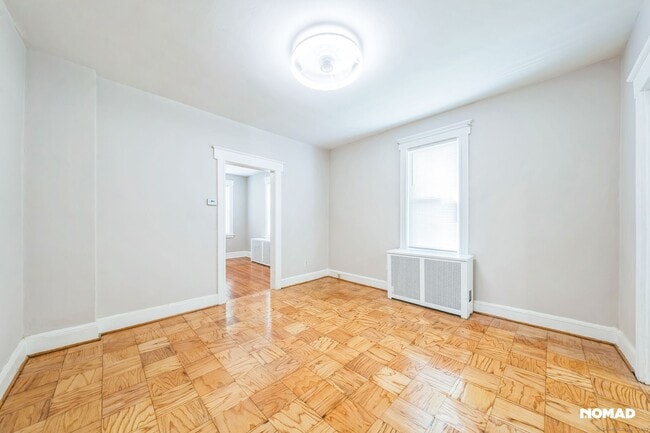 Building Photo - 28 Hollow Wood Ln