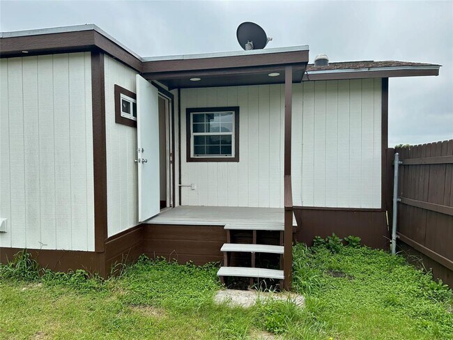 Building Photo - 7401 FM971