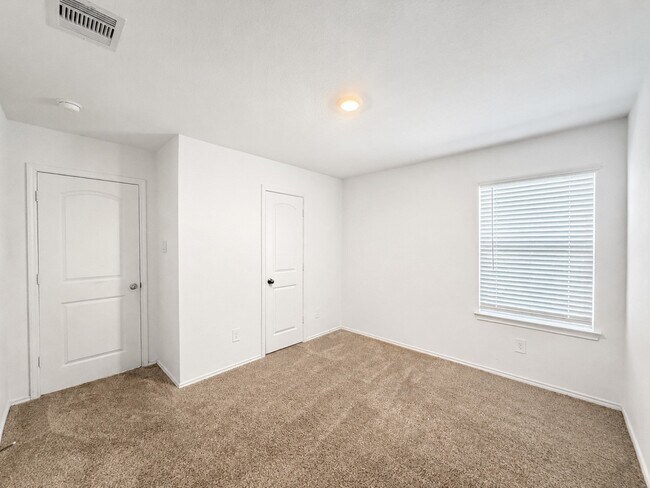 Building Photo - 21518 Corsica Cv Ct
