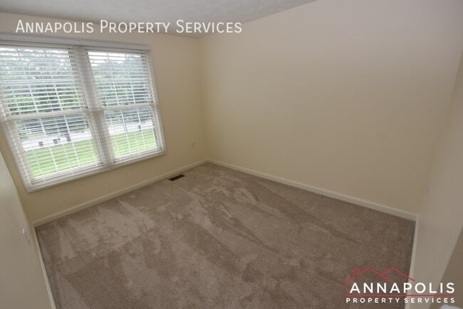 Building Photo - 2447 Warm Spring Way