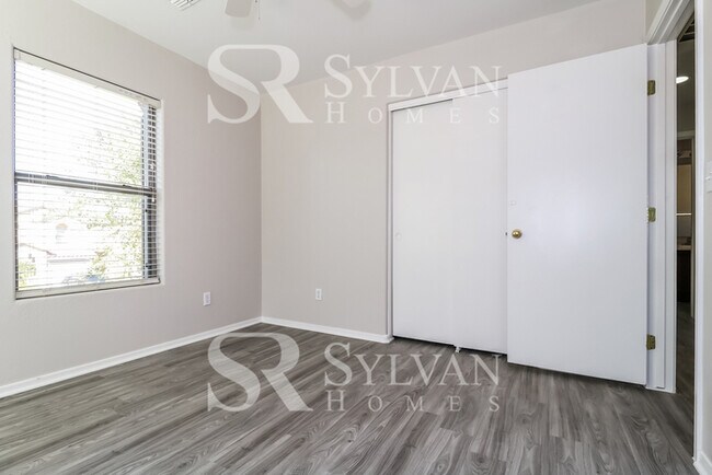 Building Photo - Coming HOME never felt so good!