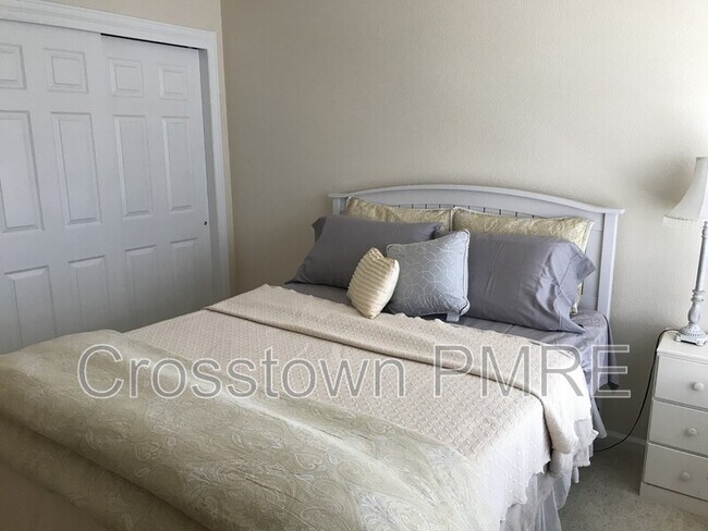 Building Photo - 138 Beacon Way