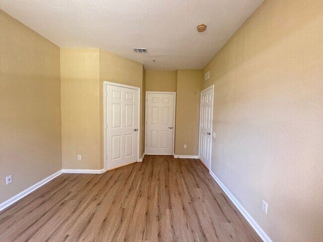 Building Photo - Great Apartment for rent!