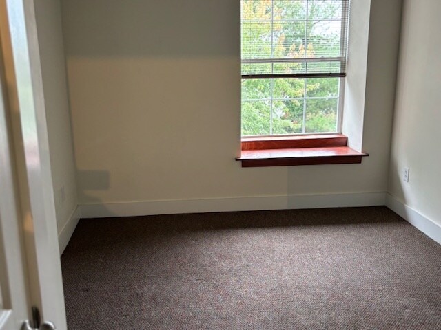 Building Photo - 3500 Sunnyside Ave