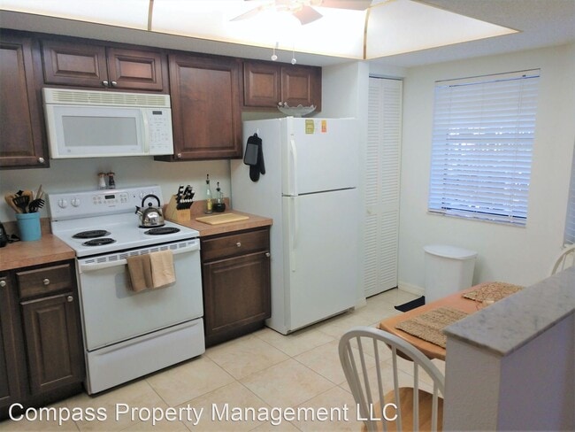 Building Photo - 2 br, 2 bath House - 307 Pine Hollow Circl...