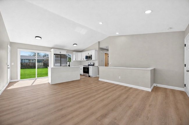 Building Photo - 1362 Half Moon Dr