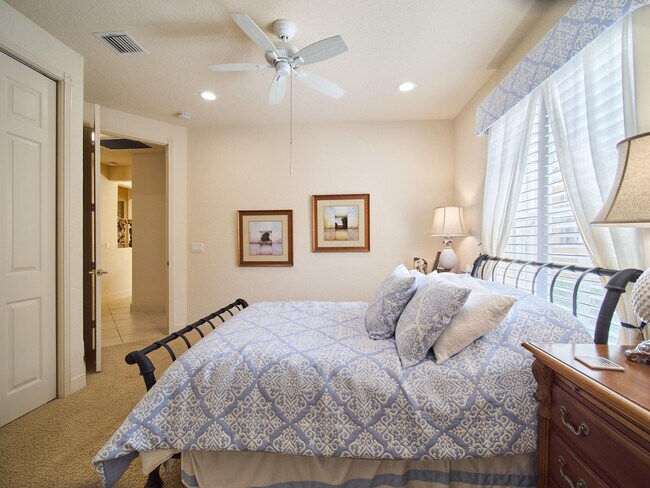Building Photo - 8282 Spyglass Dr
