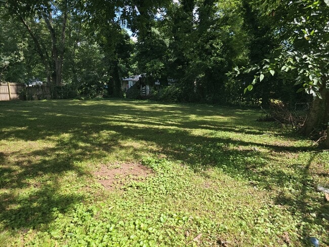 Building Photo - 2407 Medaris Rd NW