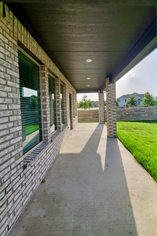 Building Photo - 900 Robin Rd