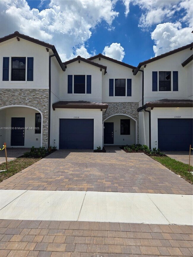 Building Photo - 13316 SW 232 Ter