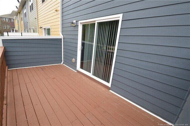 Building Photo - 327 Dove Cottage Ln