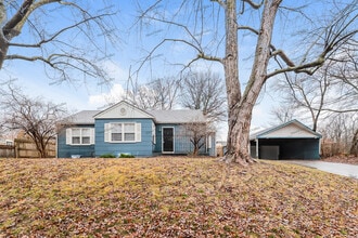 Building Photo - 1131 S Glenwood Ave