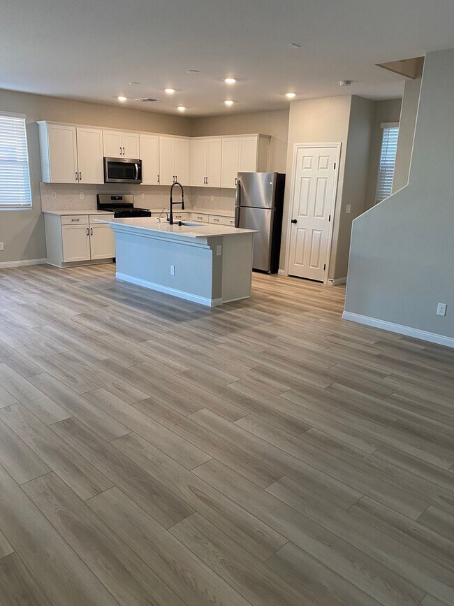 Building Photo - Americana Property Mgmt - 2022 built 4 bedrooms in prime South West Las Vegas