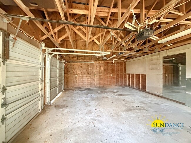 Building Photo - Newly Renovated 3 Bedroom with Oversized detached workshop/garage!