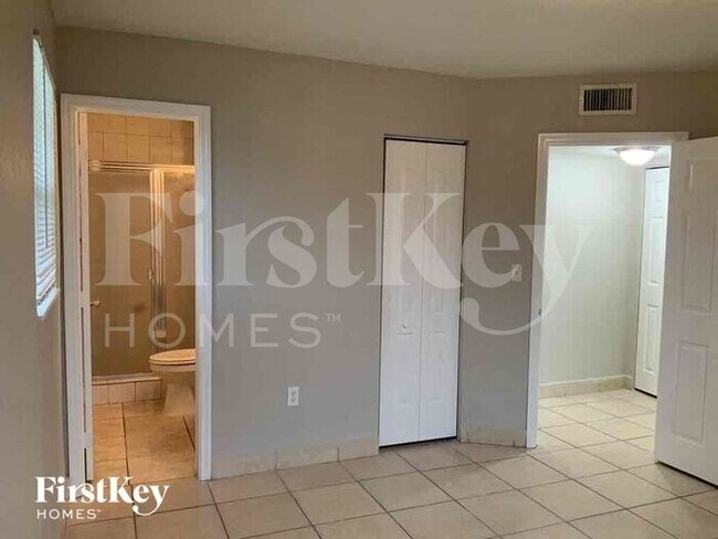 Building Photo - 1031 NW 178th Terrace