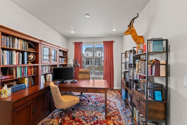 Building Photo - 5204 Roundhouse Dr