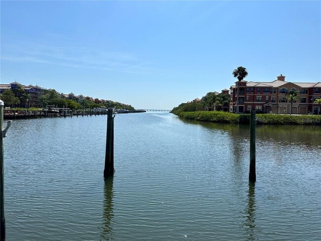 Building Photo - 2717 Via Cipriani