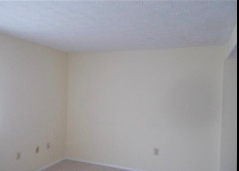 Building Photo - 13659 Forest Pond Ct