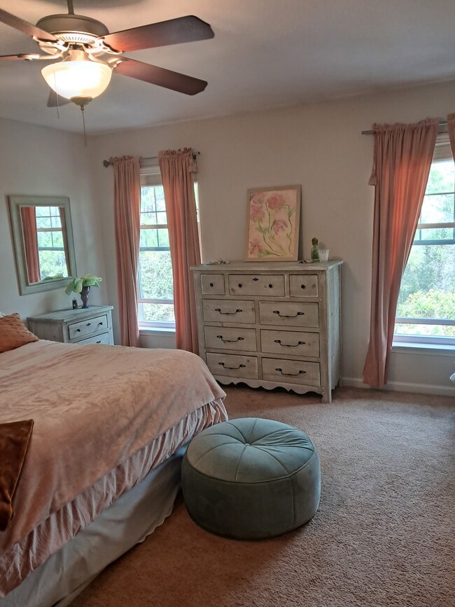 Building Photo - 317 Sand Oak Blvd