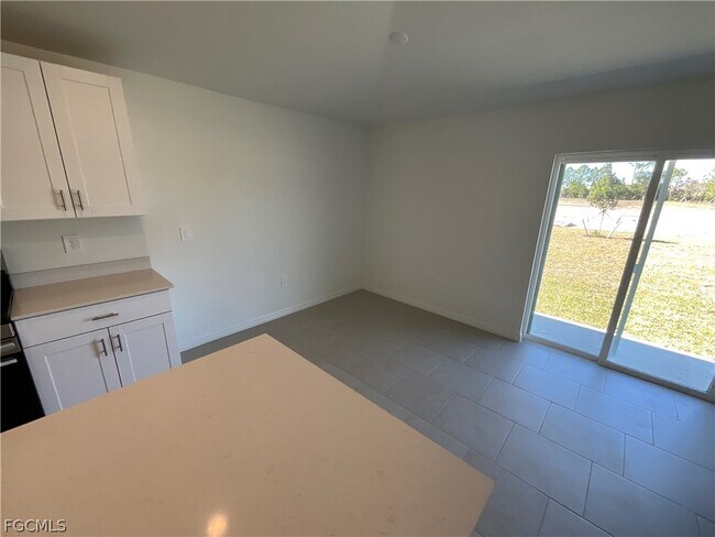 Building Photo - 17236 Cantu Ct