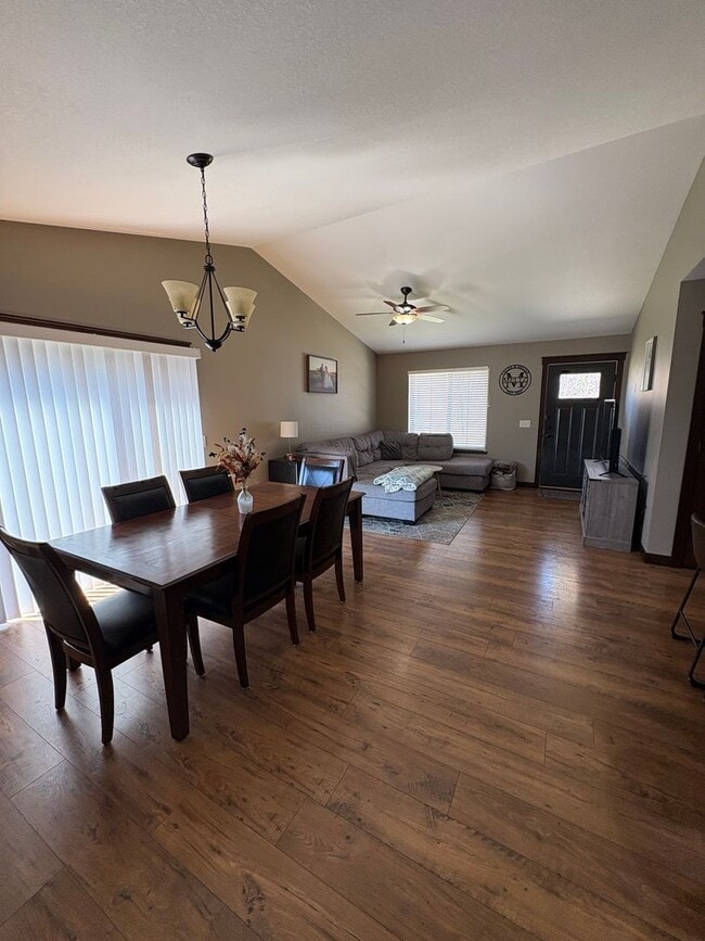 Building Photo - 6173 Aspen Meadow Ct