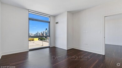 Building Photo - 1 bedroom in Chicago IL 60642