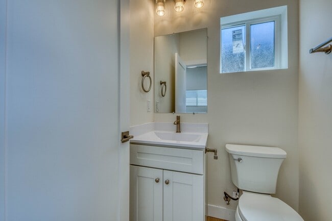 Building Photo - 3052 Eddy Cir