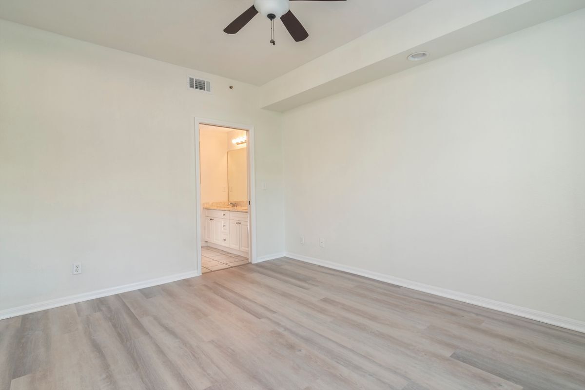 Building Photo - 3245 Cypress Glen Way