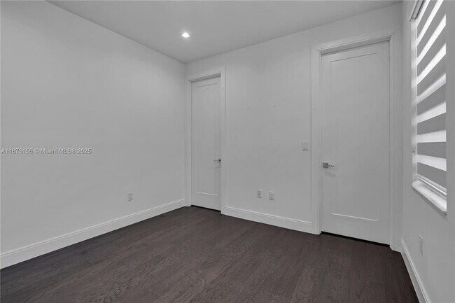 Building Photo - 8229 NW 44th St