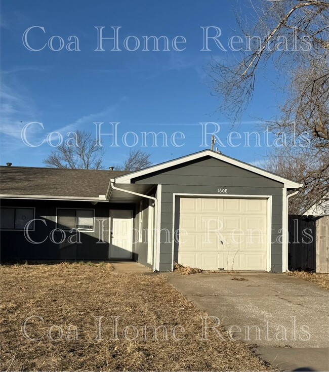 Building Photo - El Monte